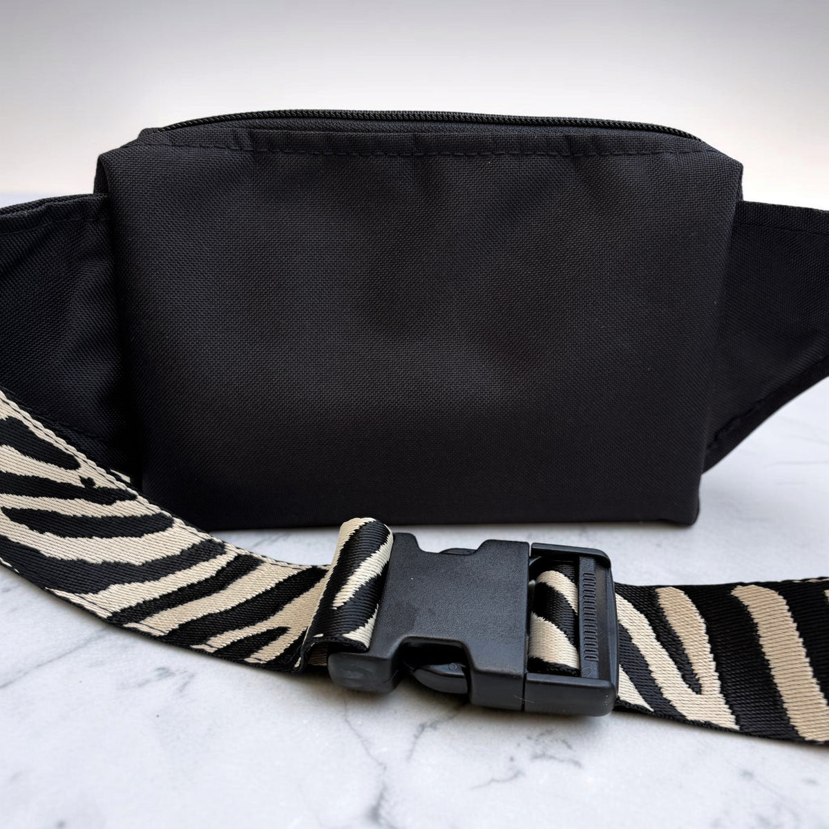 Riñonera Urban "Special Black Top" · Pieza Exclusiva Núm. 19609