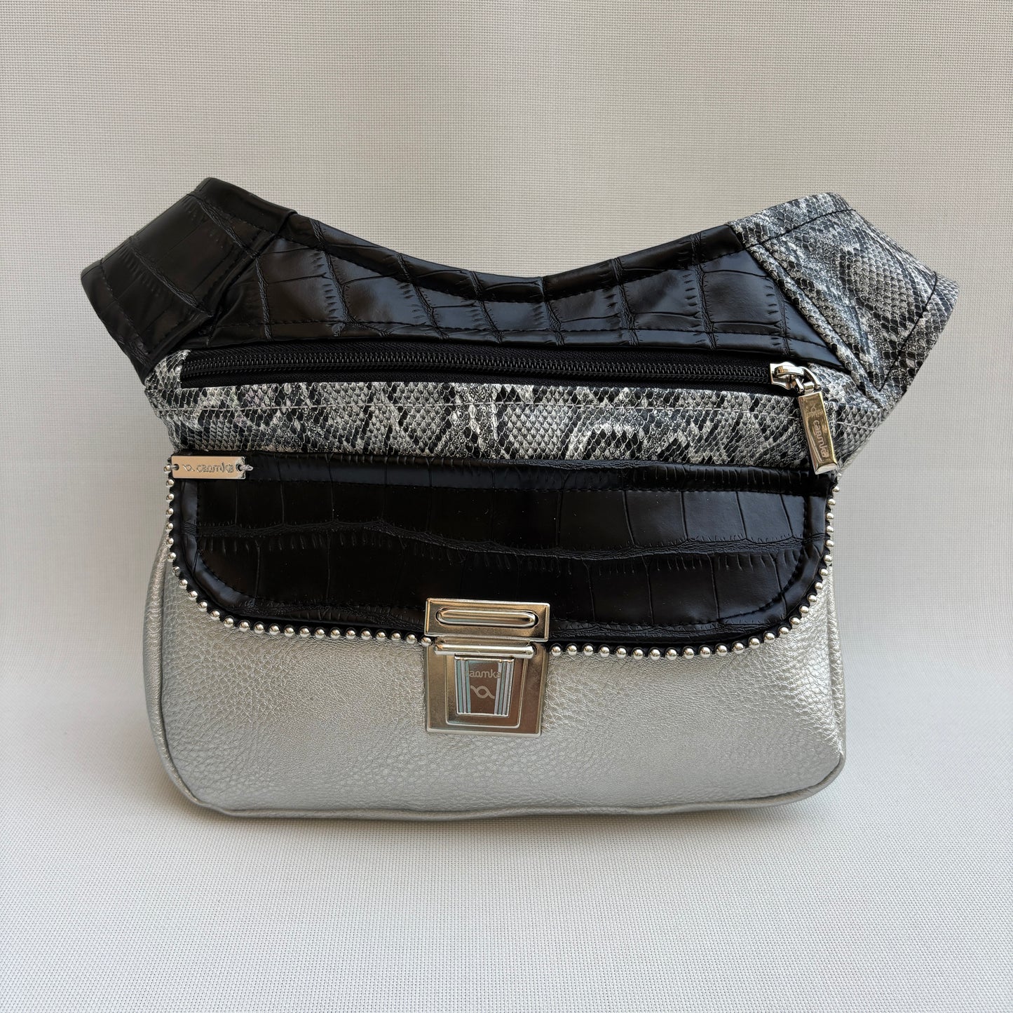 Riñonera "Special Silver & Black Top" · Polipiel · Pieza única Núm. 17686