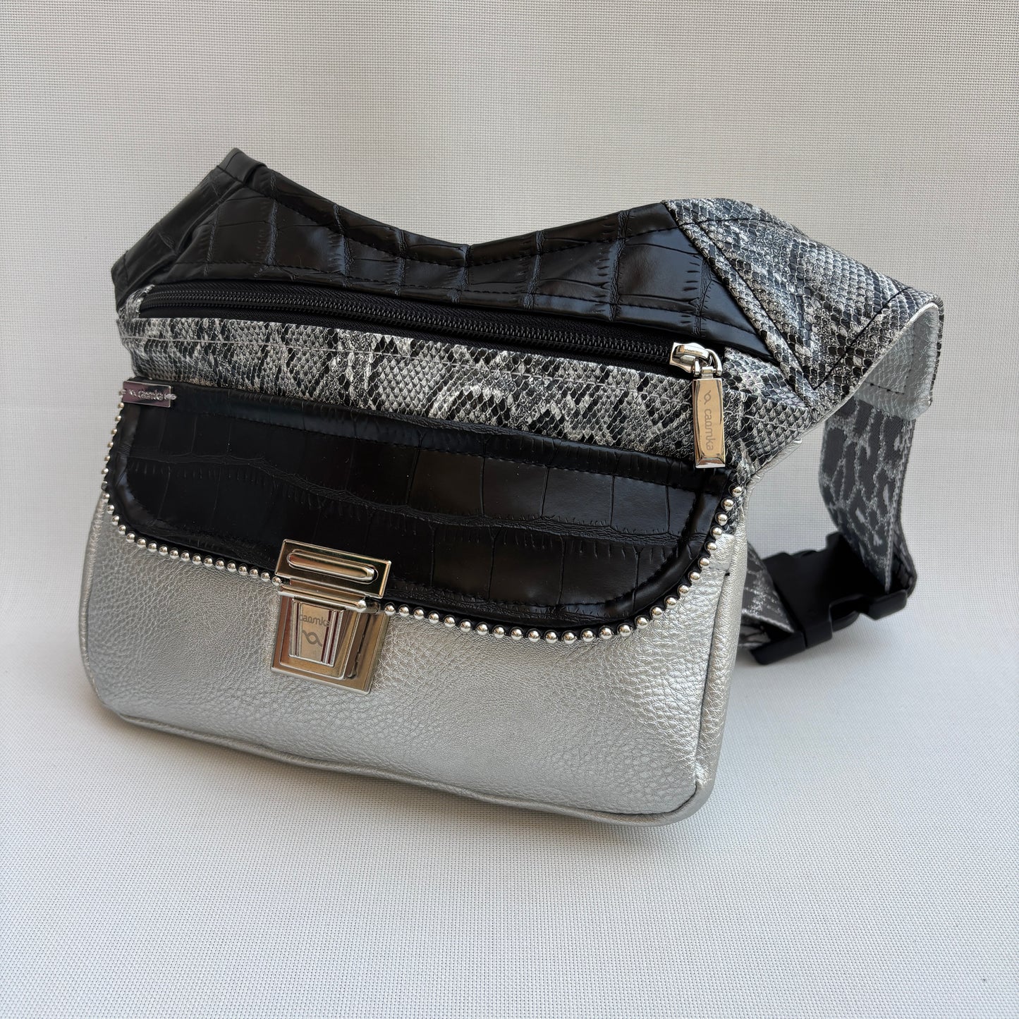 Riñonera "Special Silver & Black Top" · Polipiel · Pieza única Núm. 17686