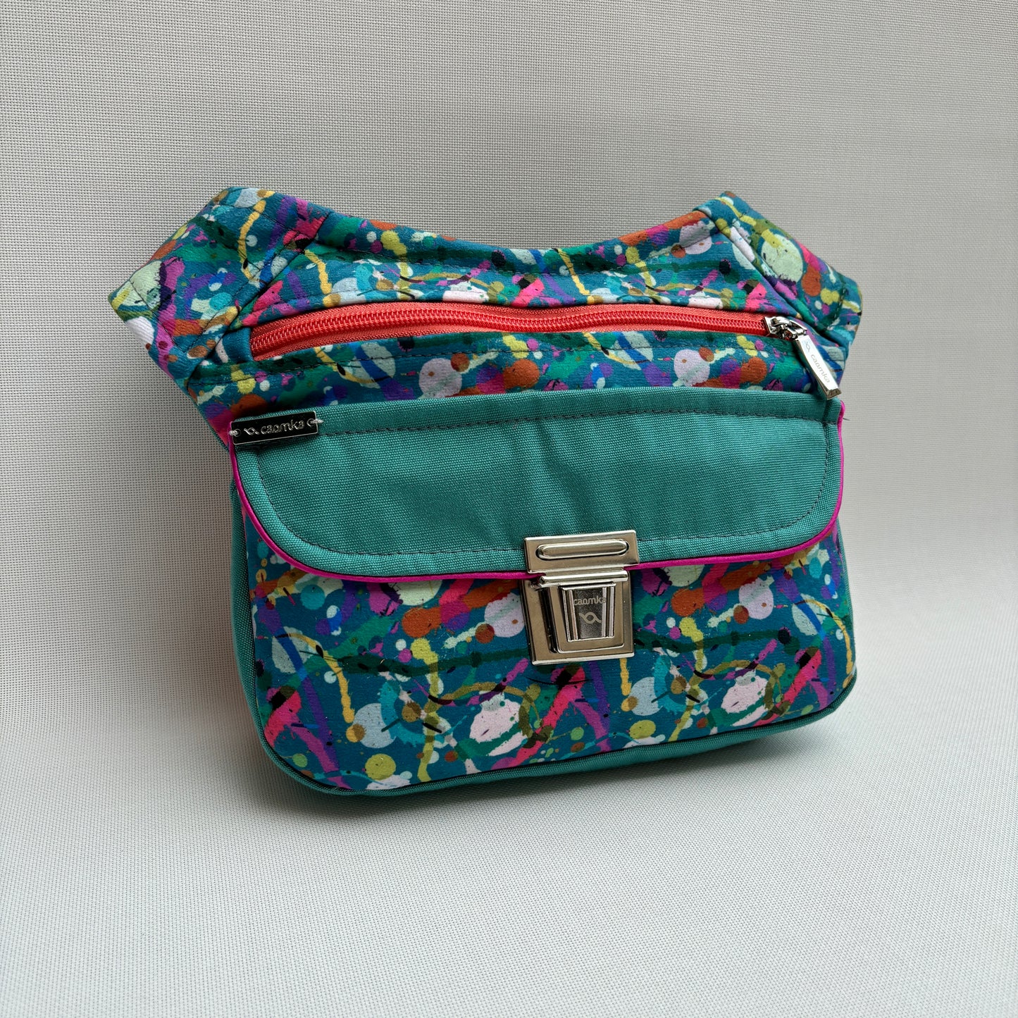 Spezielle Jeans &amp; japanische Wellen + Gesäßtasche Einzelstück Nr. 12682