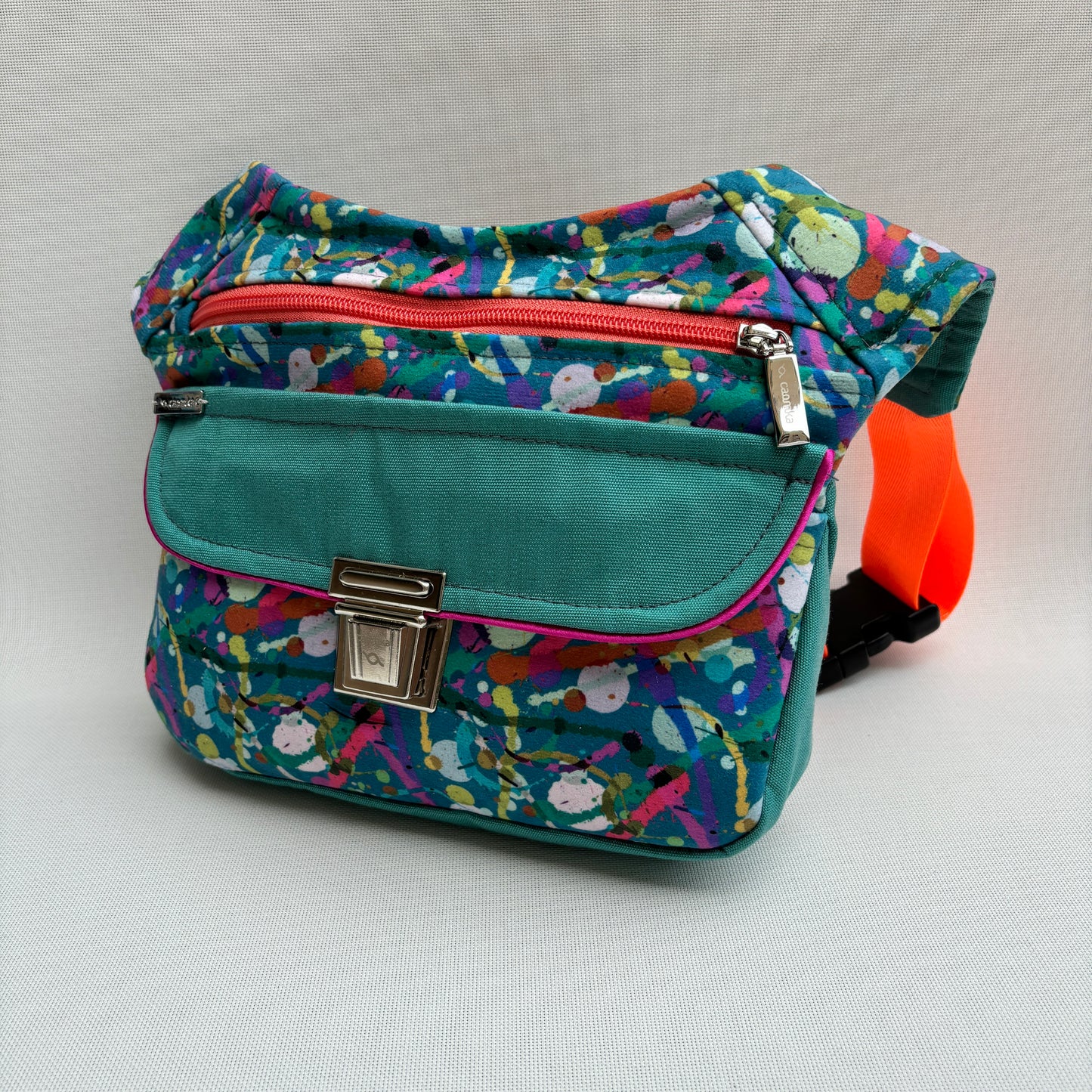 Spezielle Jeans &amp; japanische Wellen + Gesäßtasche Einzelstück Nr. 12682