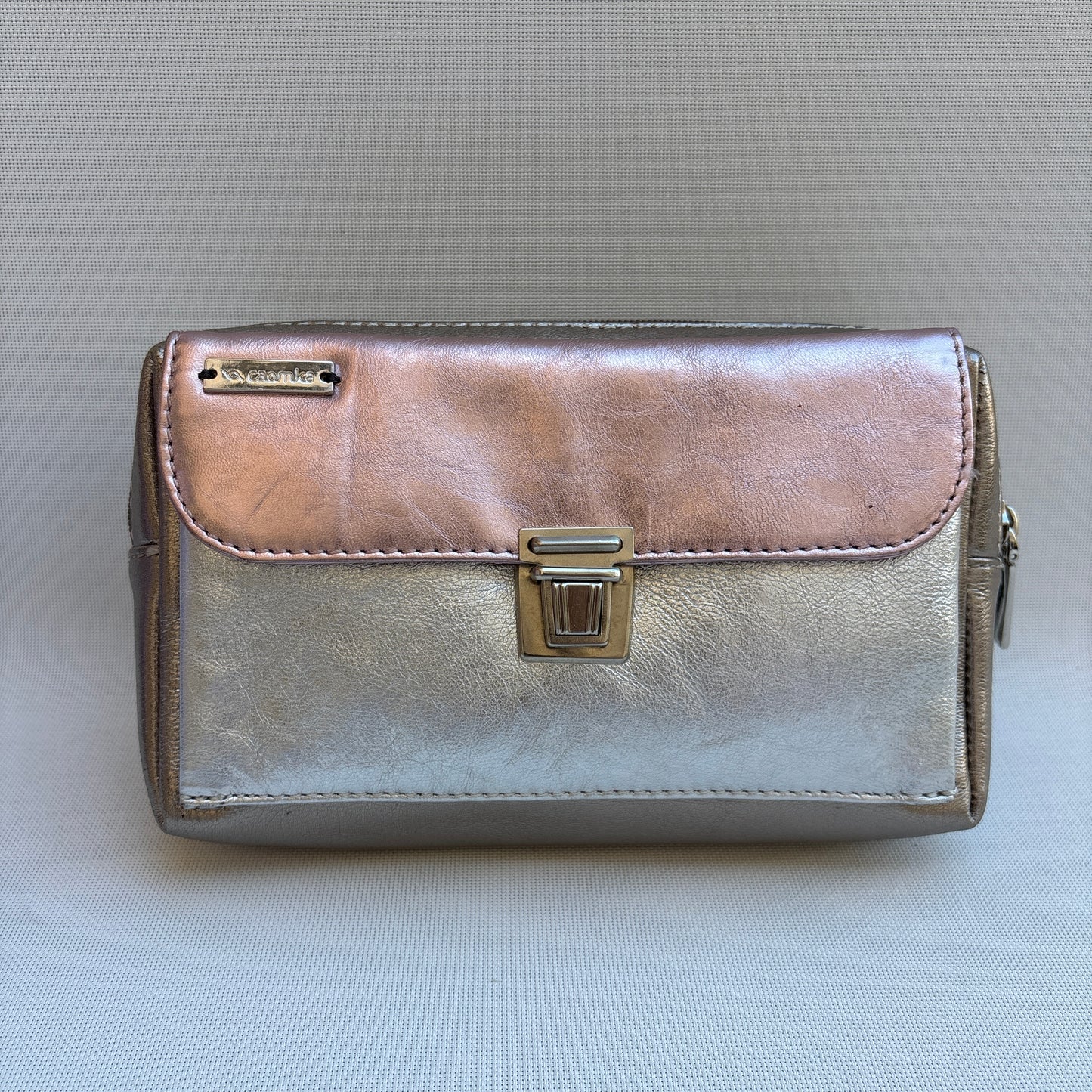Riñonera Urban "Metal Silver & Pink" · Piel · Pieza Única Núm. 19140