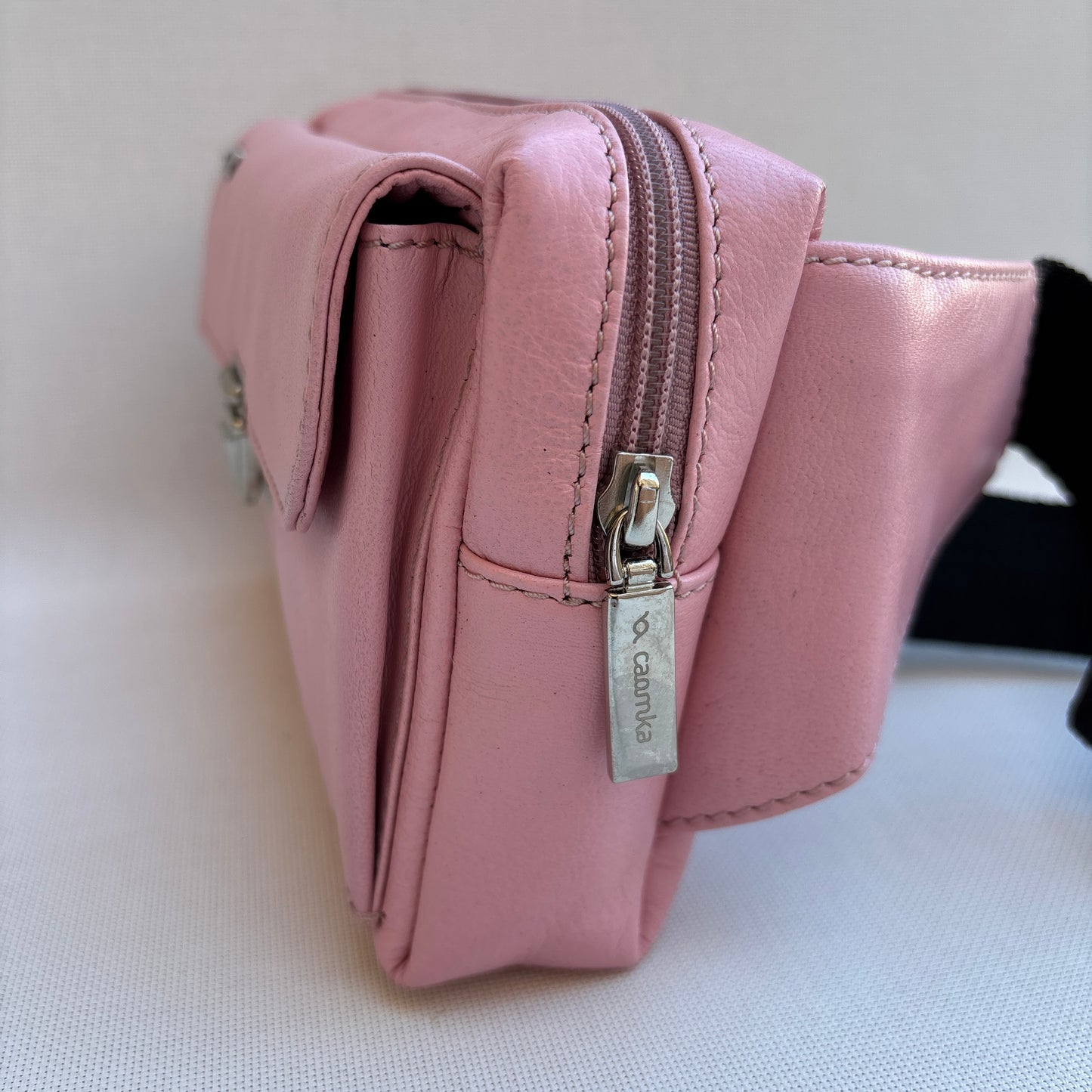 Riñonera Urban Classic · Rosa · Piel · Pieza Exclusiva Núm. 19138