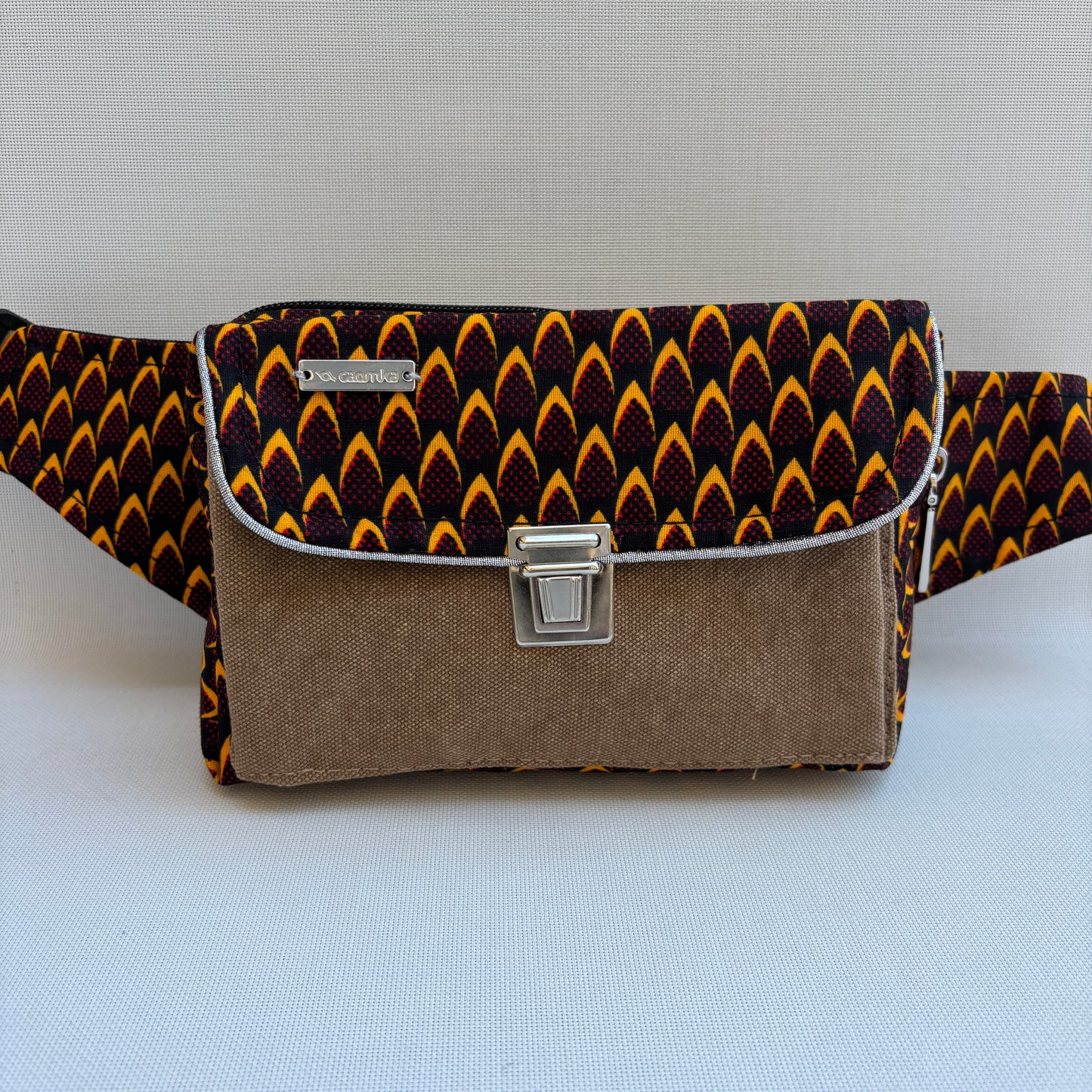 Riñonera Urban "Special Africa Top" · Pieza Única Núm. 19115