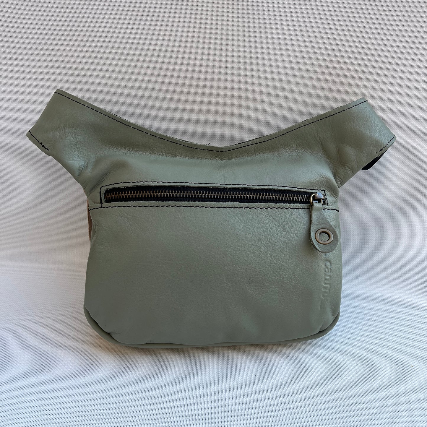Special Verde Tomillo & Beige · Piel natural BioCuir® · Pieza Exclusiva Núm. 14384