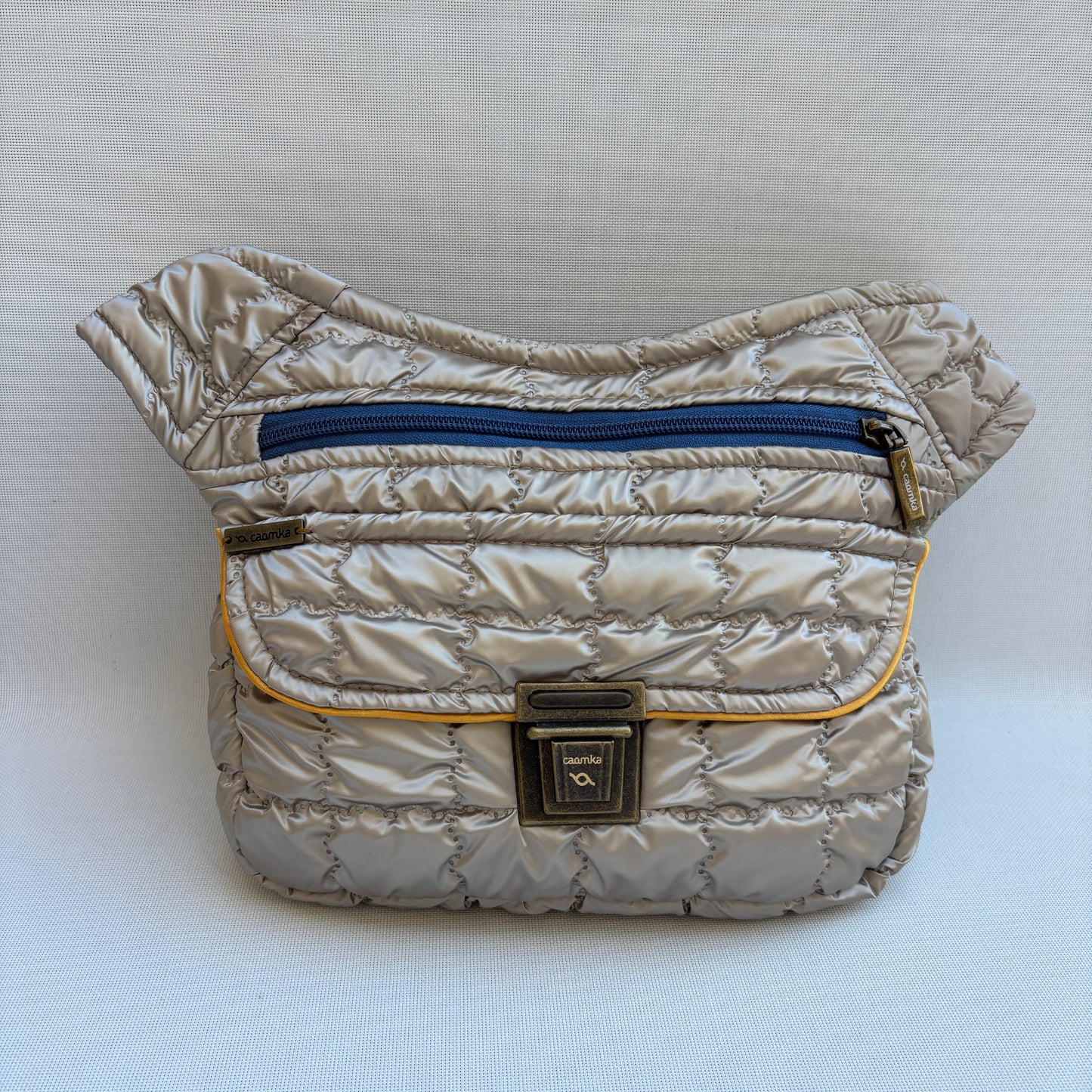 Riñonera "Special Soft Top" + Bolsillo trasero · Pieza Única Núm. 19124
