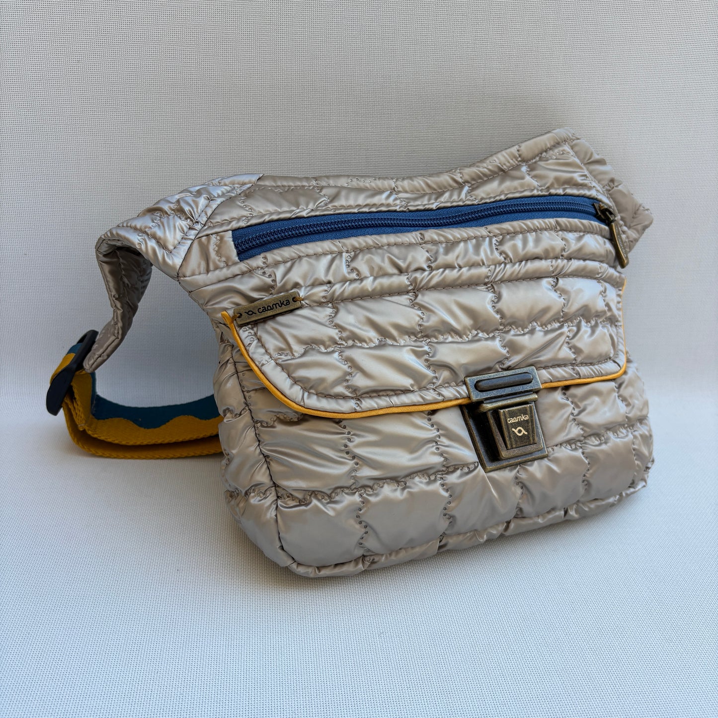 Riñonera "Special Soft Top" + Bolsillo trasero · Pieza Única Núm. 19124