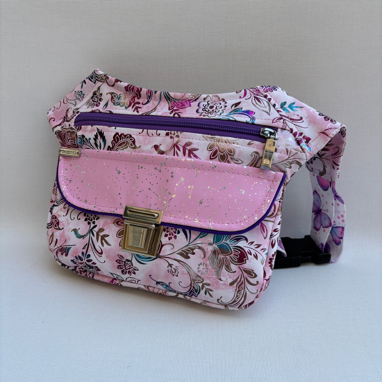 Riñonera “Special Summer Pink Top” · Pieza Única Núm. 19123