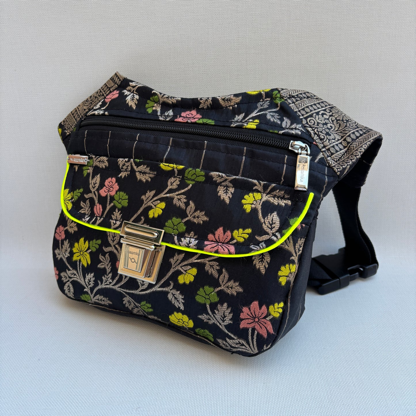 Riñonera "Elegant Luxury India Golden" + Bolsillo trasero · Pieza Única Núm. 19171