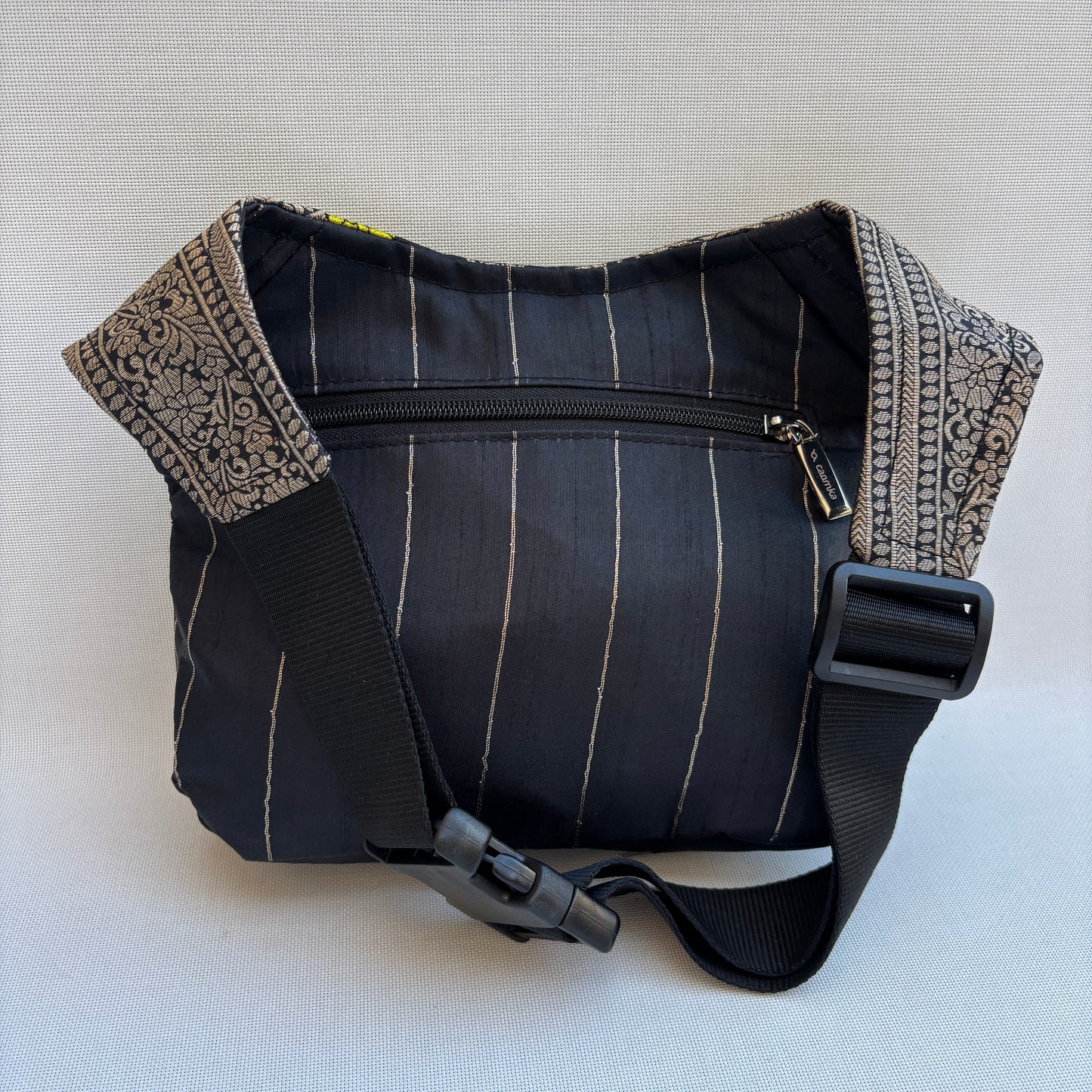 Riñonera "Elegant Luxury India Golden" + Bolsillo trasero · Pieza Única Núm. 19171