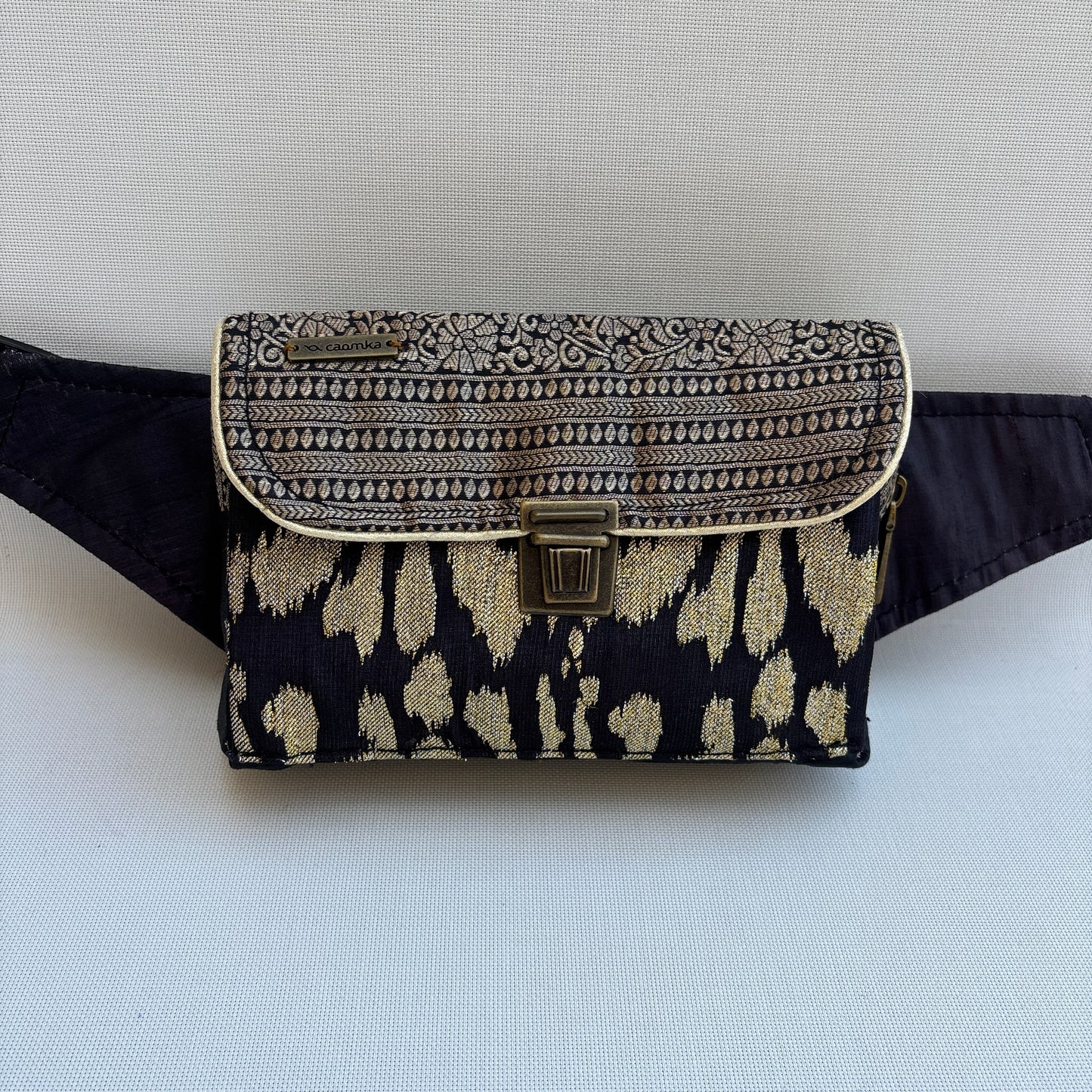 Riñonera Urban "Elegant Luxury India Golden" · Pieza Única Núm. 19173