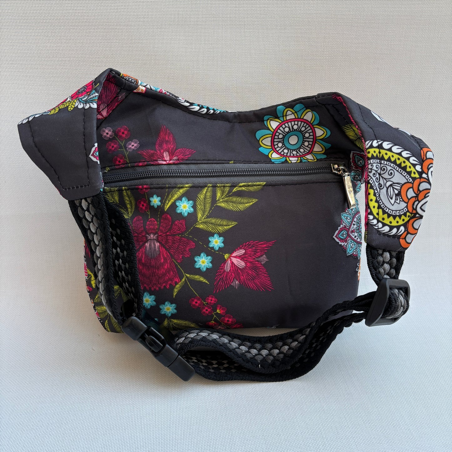 Riñonera "Special Birds & Mandalas Top" + Bolsillo trasero · Impermeable ·Pieza Única Núm. 18438