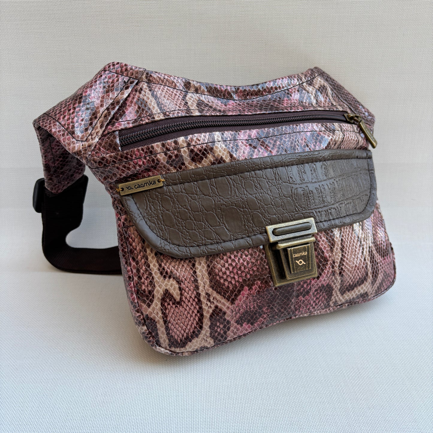 Riñonera "Special Animal Print" · Polipiel · Pieza única Núm. 18559