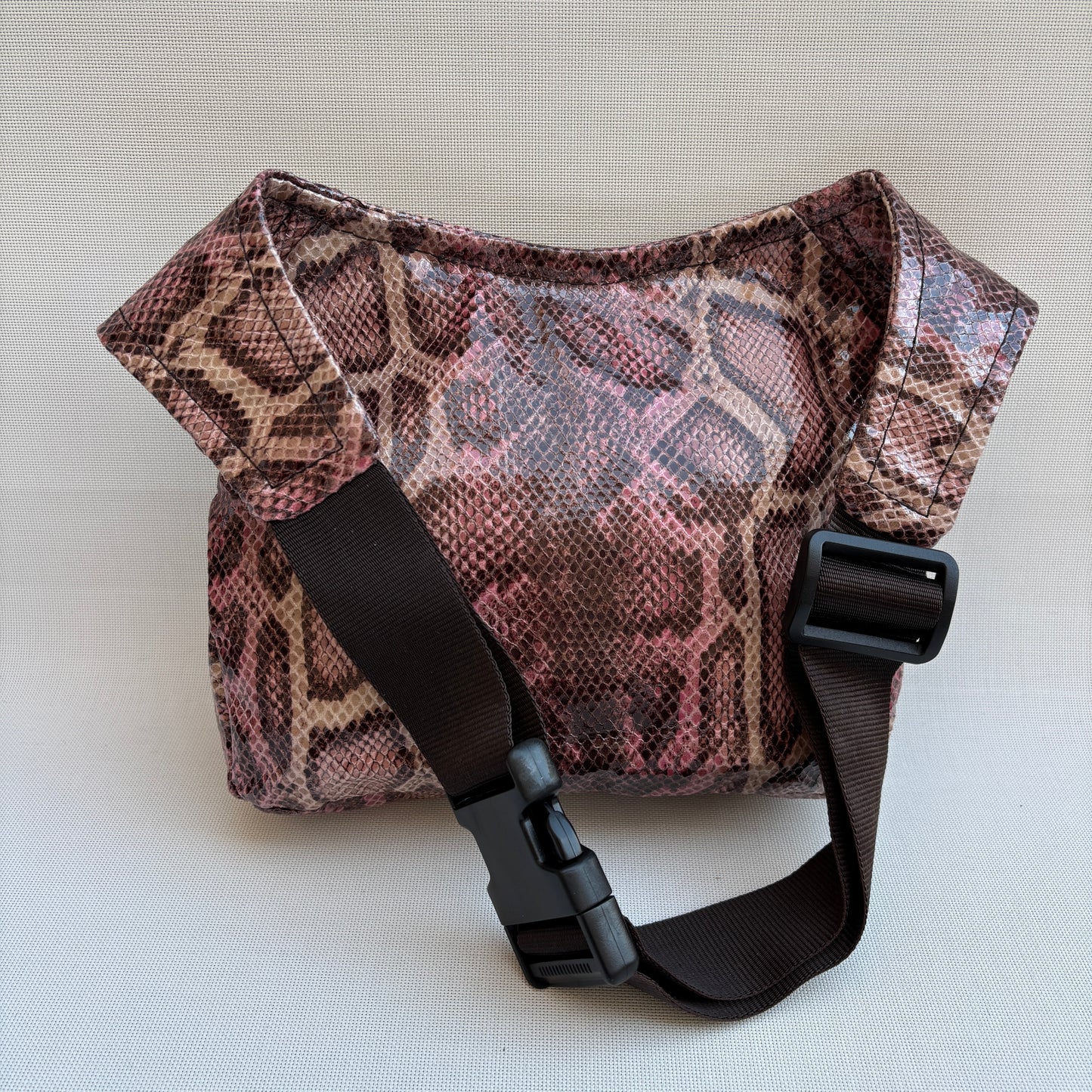 Riñonera "Special Animal Print" · Polipiel · Pieza única Núm. 18559