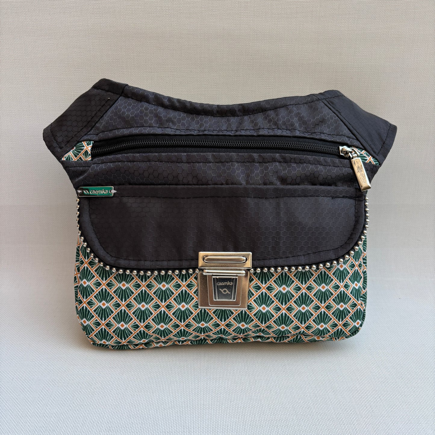 Riñonera "Japanese Waves" · Impermeable · Pieza Única Núm. 18553