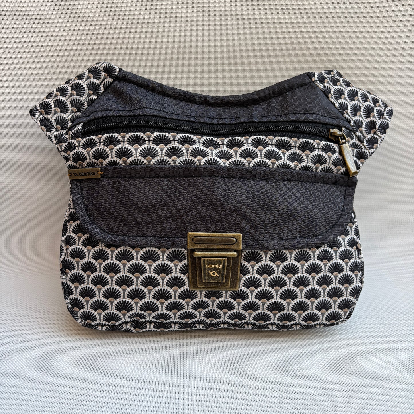 Riñonera "Japanese Waves" · Impermeable · Pieza Única Núm. 18480