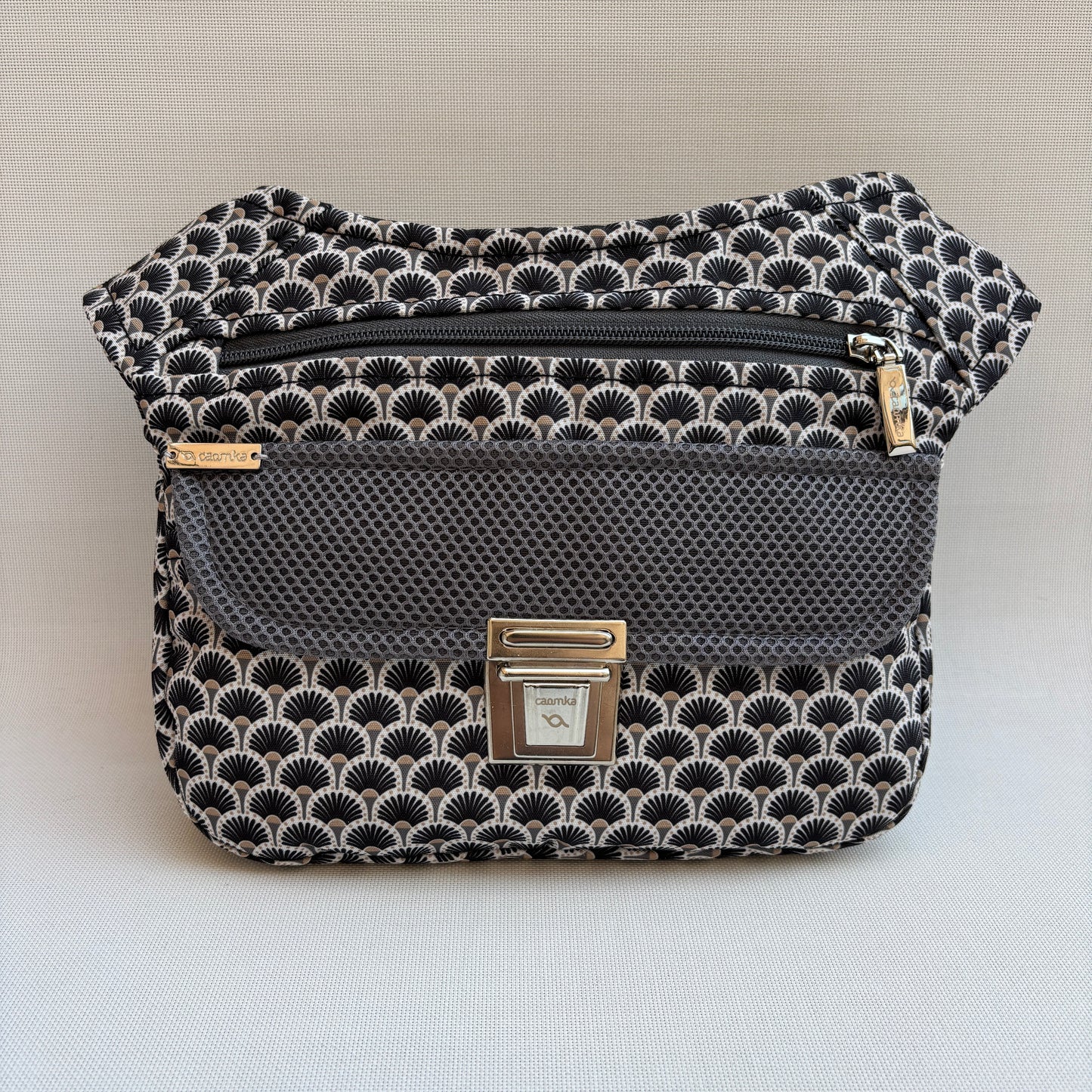 Riñonera "Japanese Waves" · Impermeable · Pieza Única Núm. 18557