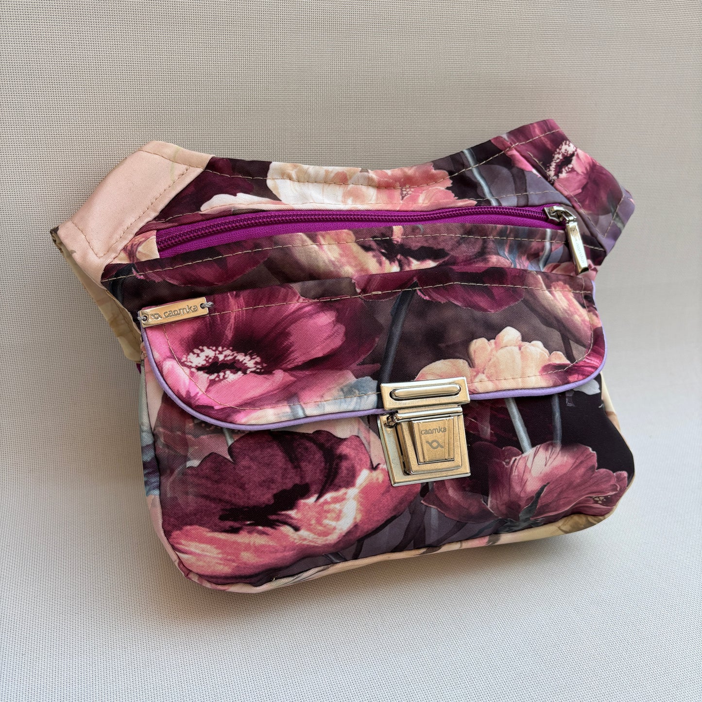 Riñonera "Special Spring Flowers" + Bolsillo trasero extra · Impermeable · Pieza Única Núm. 18694