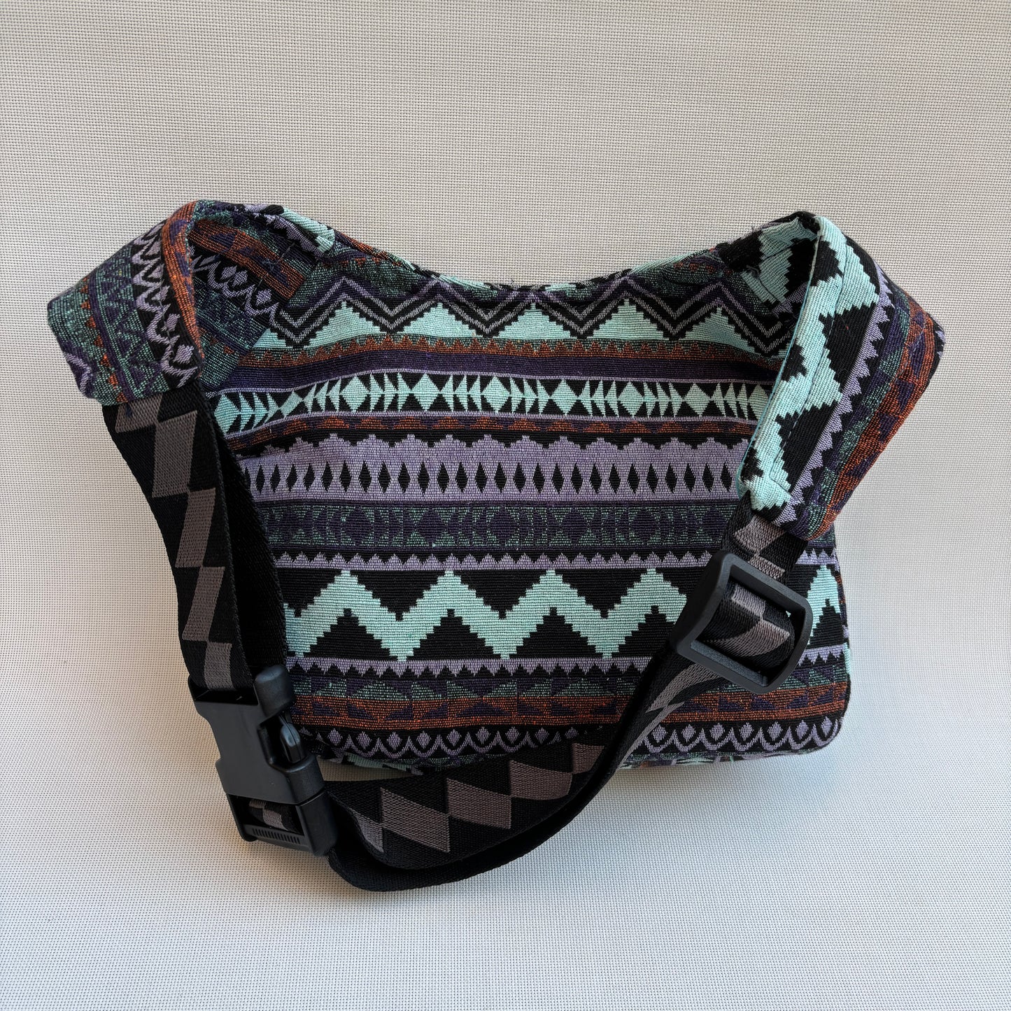 Riñonera "Special African Etnical Top" · Pieza Única Núm. 16860