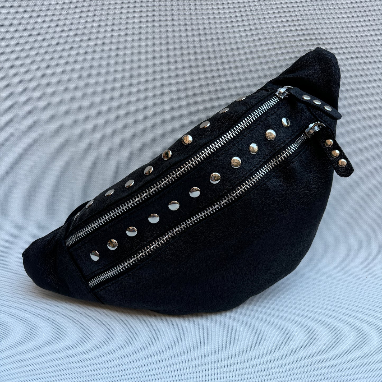Premium Retro Chic Black · Piel · Pieza Exclusiva Núm. 16032