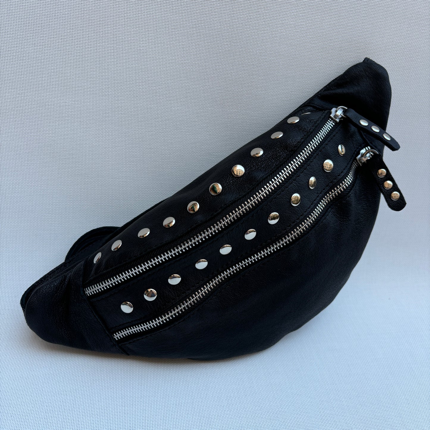 Premium Retro Chic Black · Piel · Pieza Exclusiva Núm. 16032