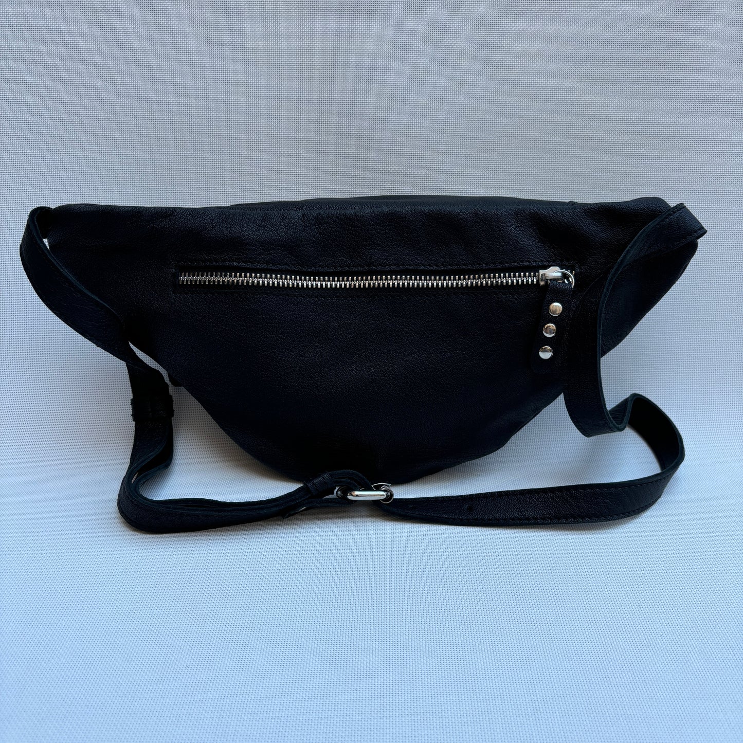 Premium Retro Chic Black · Piel · Pieza Exclusiva Núm. 16032