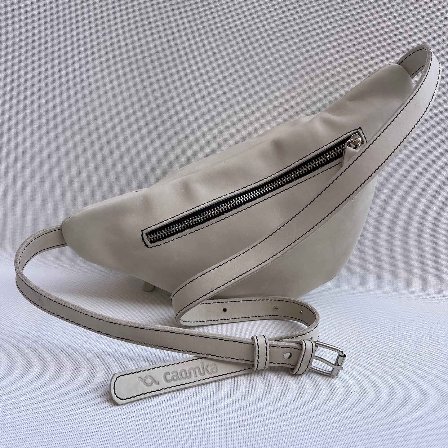 Premium Retro Chic Skulls · Piel - Cuero · Pieza Exclusiva Núm. 15133