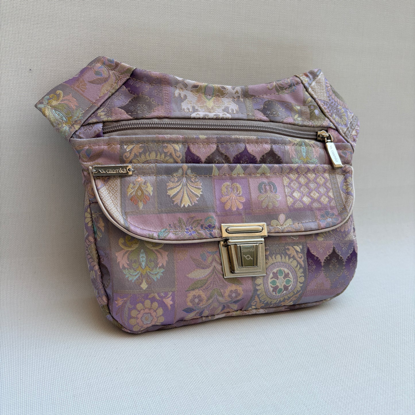 Riñonera "Amazing India" · Pieza Única Núm. 18380