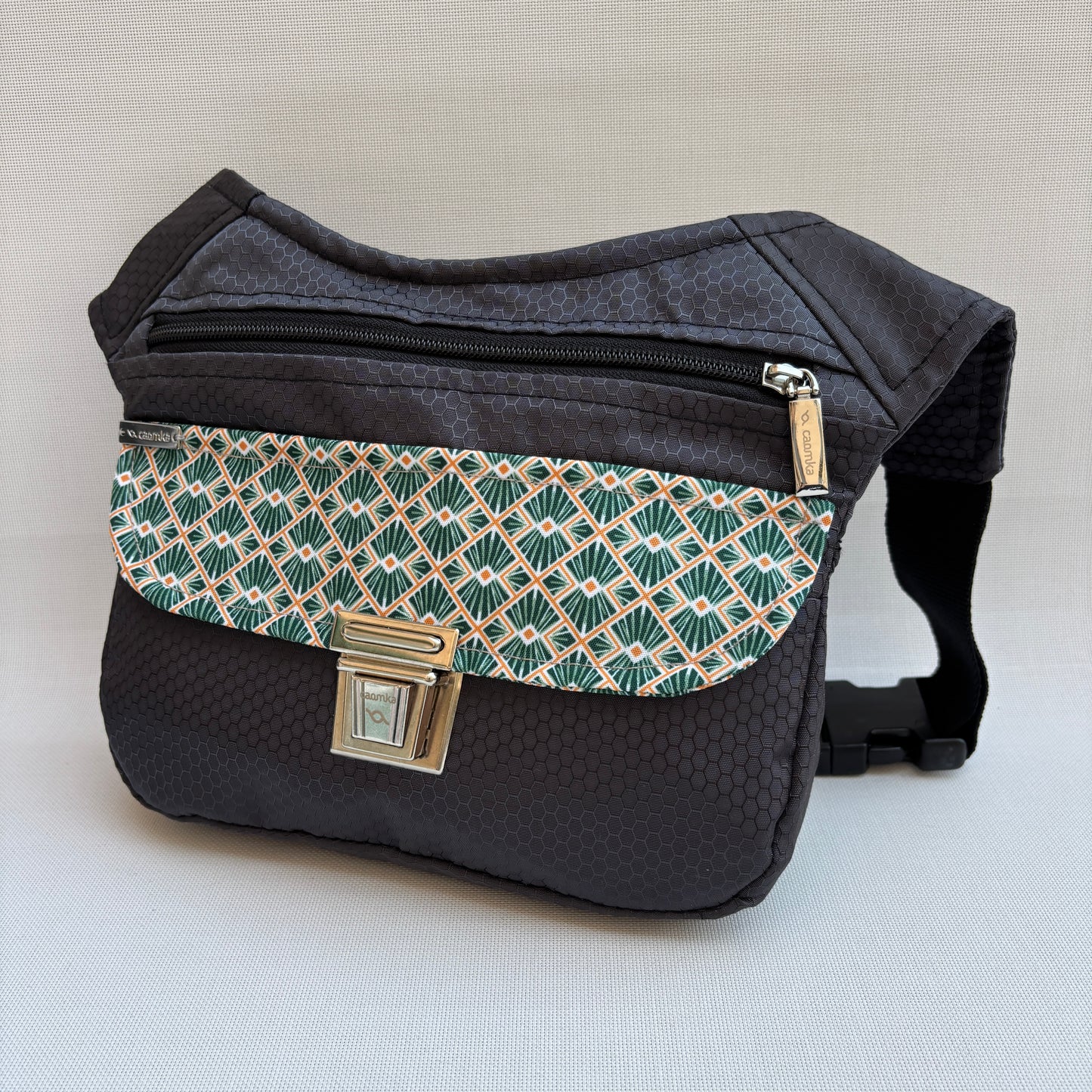 Riñonera "Special Japanese Waves" + Bolsillo trasero · Impermeable · Pieza Única Núm. 18554