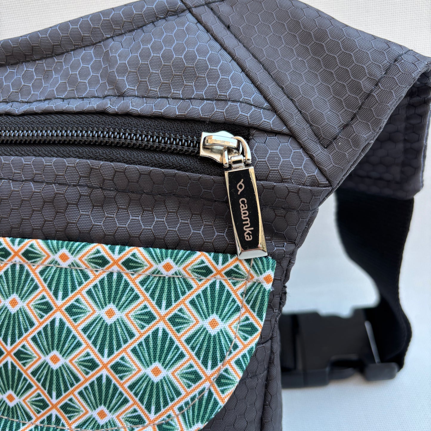 Riñonera "Special Japanese Waves" + Bolsillo trasero · Impermeable · Pieza Única Núm. 18554