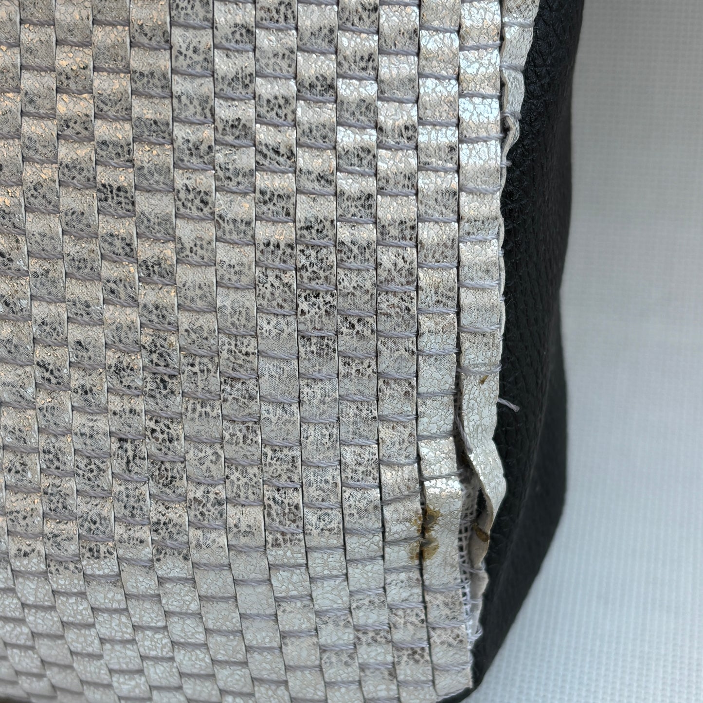 (-30%) TARA Riñonera "Special Black & Sky Silver" + Bolsillo trasero · Polipiel · Pieza Única Núm. 18696