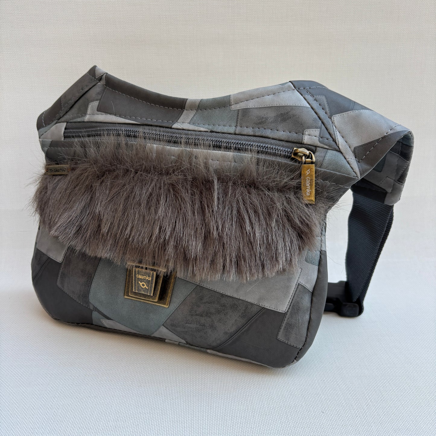 Riñonera "Special Patchwork Feline" · Polipiel · Pieza única Núm. 18325