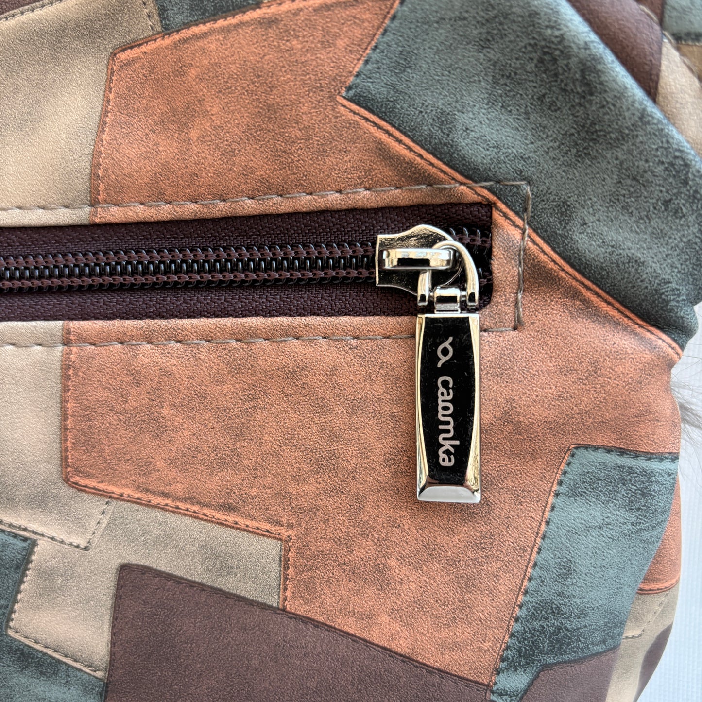 Riñonera "Special Patchwork Feline" · Polipiel + Bolsillo trasero · Pieza Única Núm. 18324