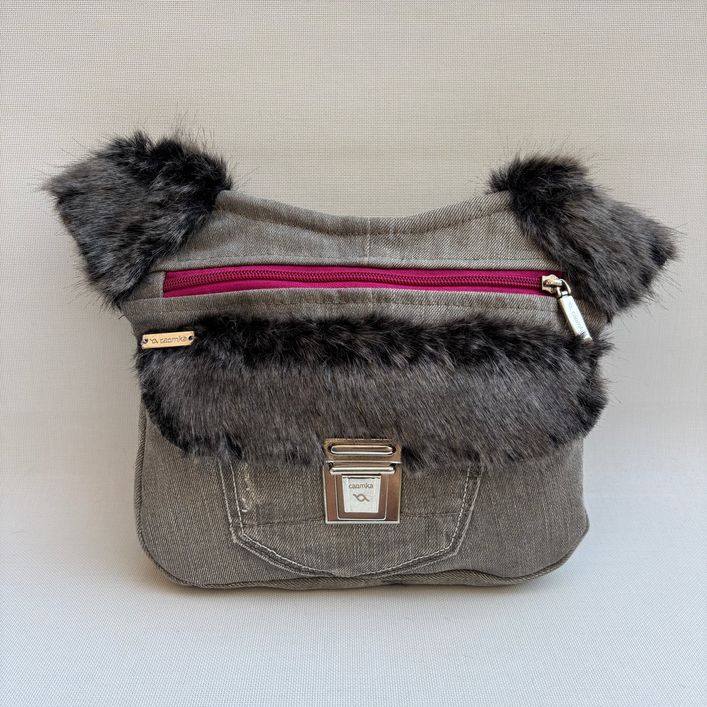 Riñonera ♻️ Jeans Recycled Top ♻️ + Bolsillo trasero con cremallera · Pieza Única Núm. 18333