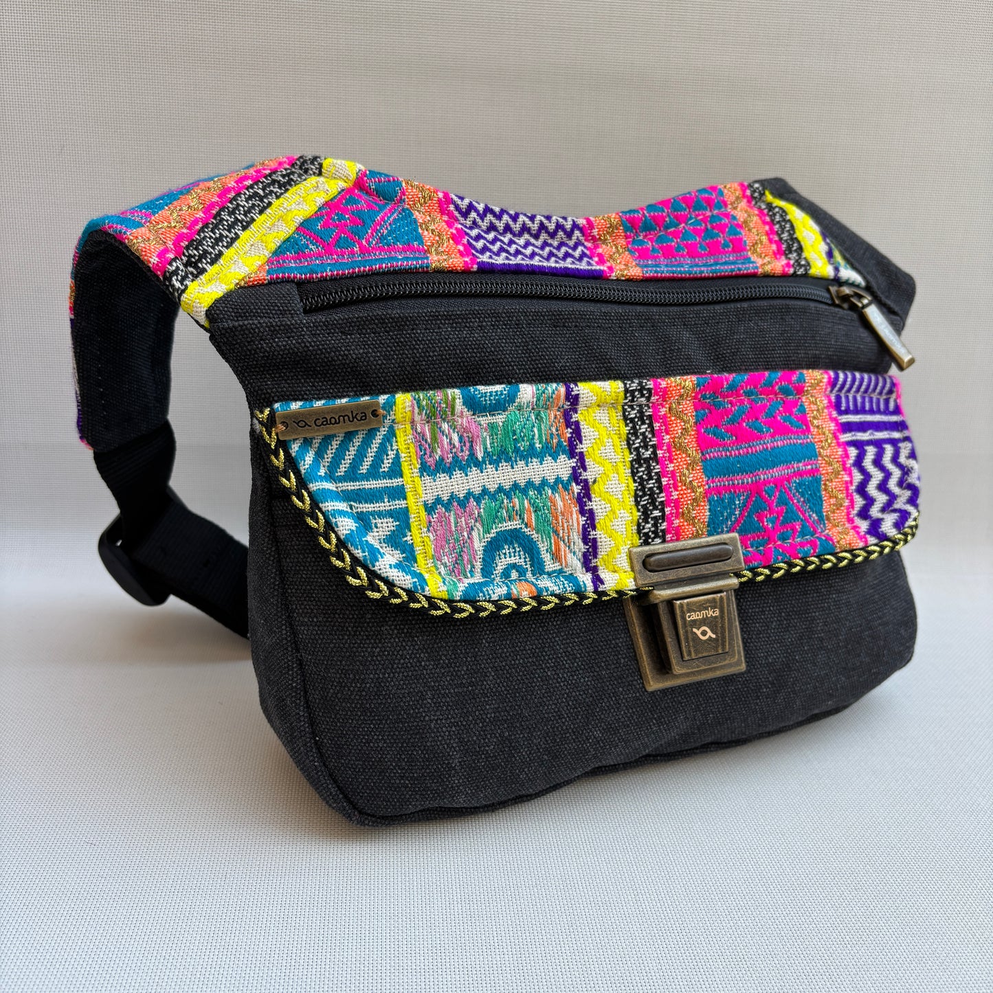 Riñonera "Special Jeans India" · Pieza Única Núm. 18346