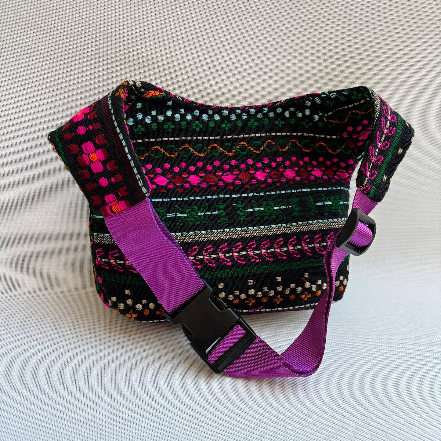 Riñonera "Special India Etnical" · Pieza Única Núm. 18345