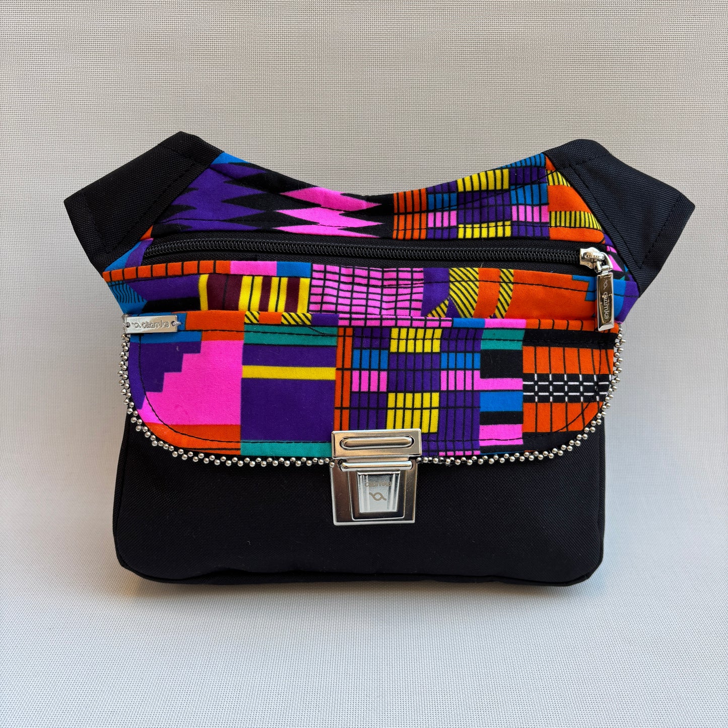 Riñonera "Special Black African Colors" + Bolsillo trasero · Impermeable · Pieza Única Núm. 16852