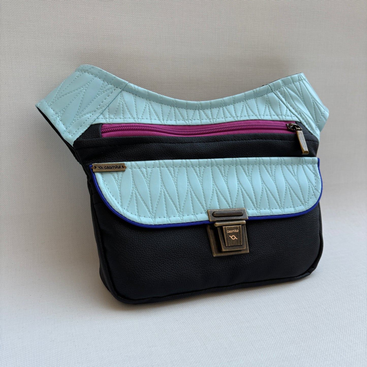 Riñonera "Special Fantasy Black Top" + Bolsillo trasero · Polipiel · Pieza Única Núm. 18367