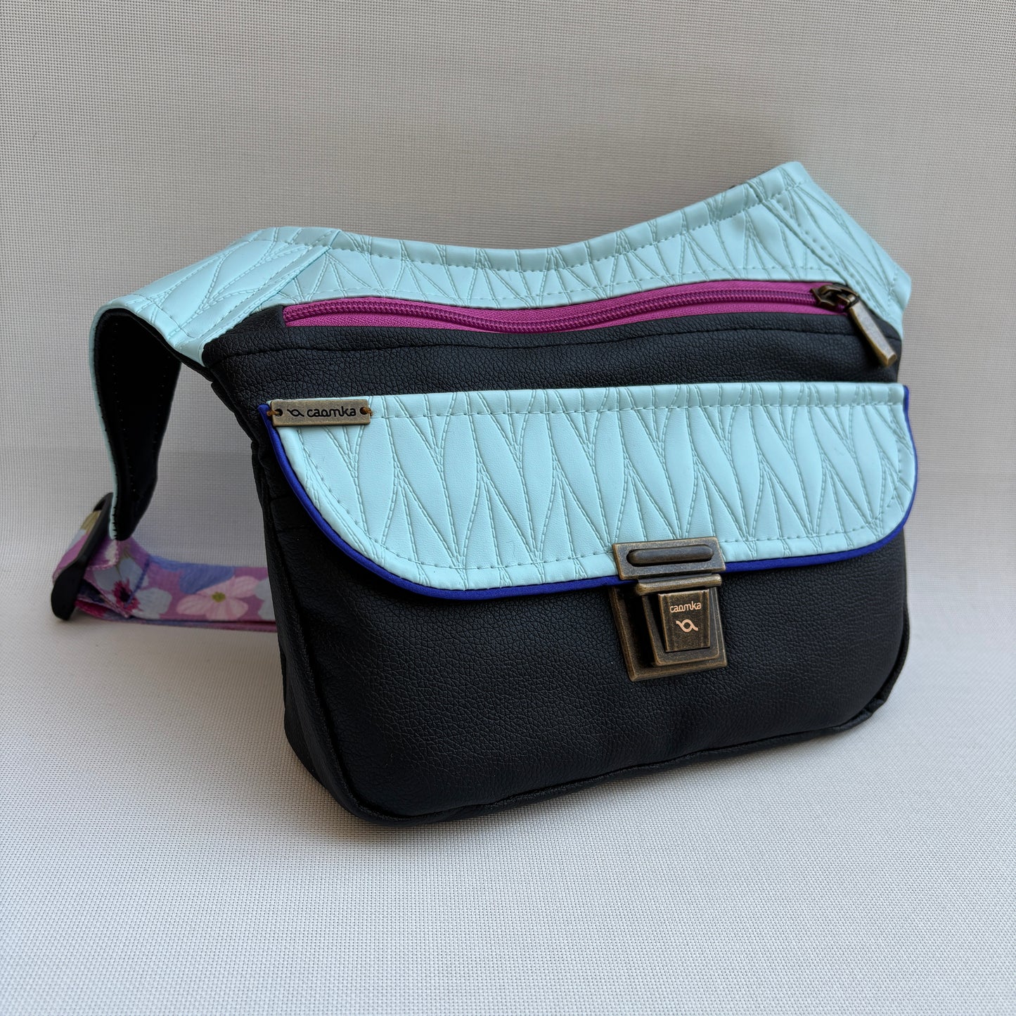 Riñonera "Special Fantasy Black Top" + Bolsillo trasero · Polipiel · Pieza Única Núm. 18367