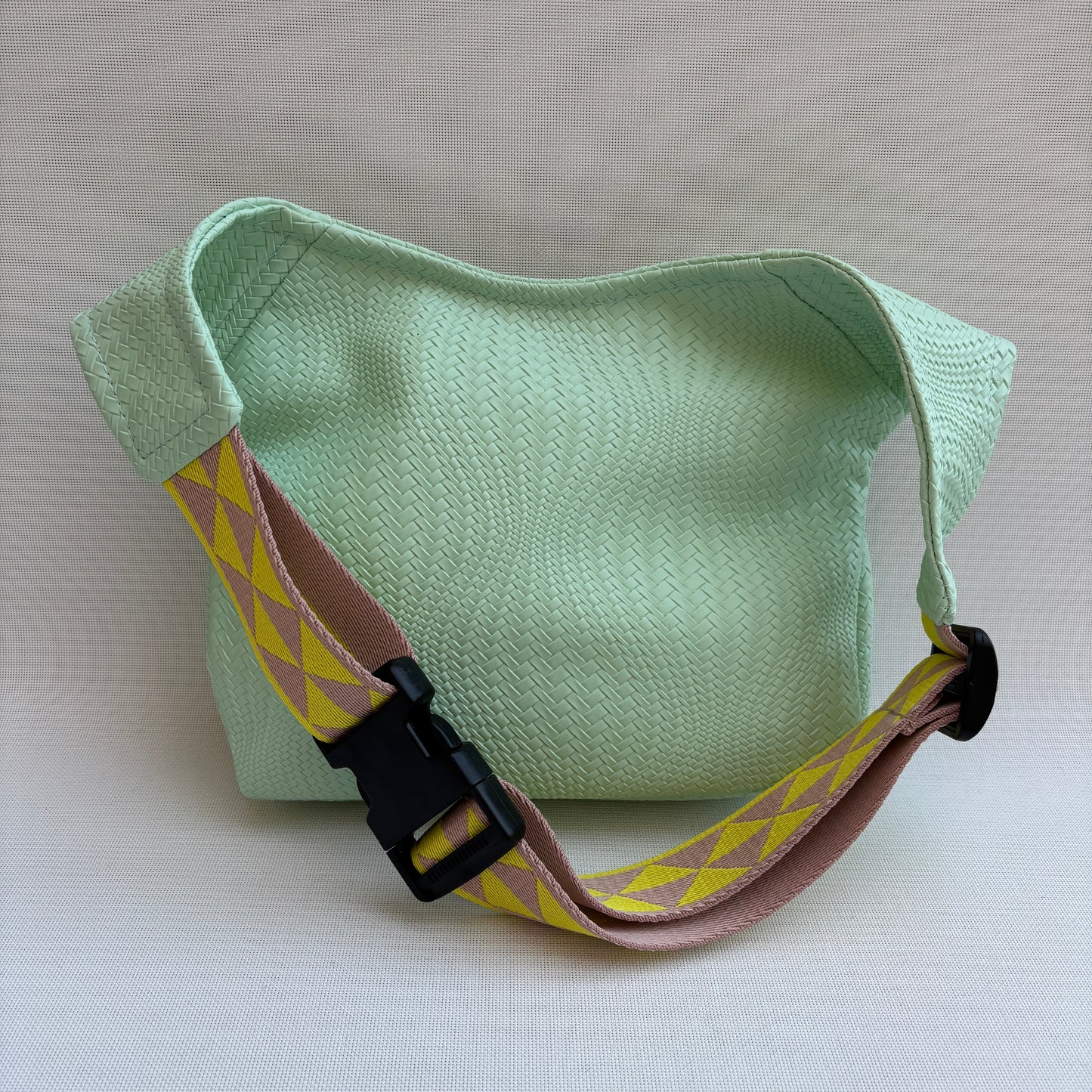 Riñonera "Special Green Fantasy Top" · Polipiel · Pieza Única Núm. 18366