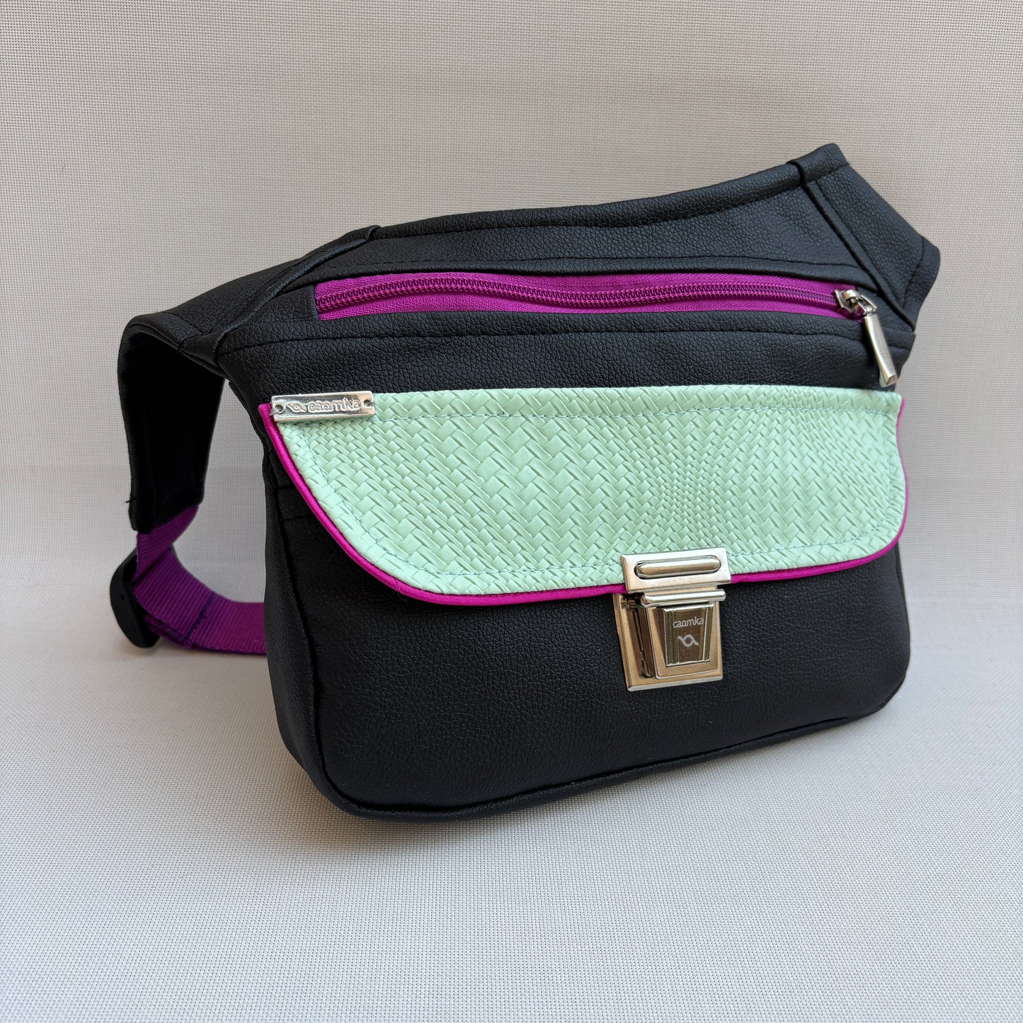 Riñonera "Special Black Fantasy" · Polipiel · Pieza Única Núm. 18365