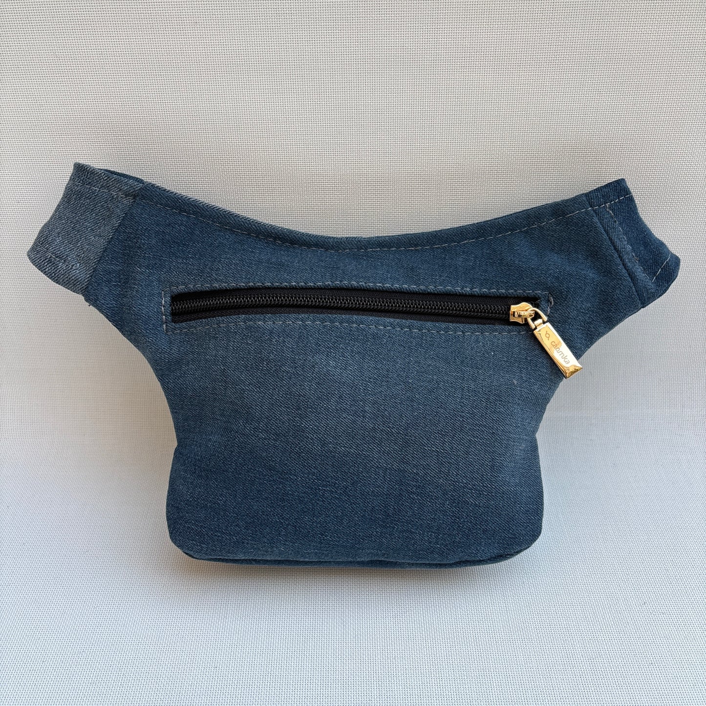 Riñonera Mini "Special Jeans Recycled" + Bolsillo trasero extra · Pieza Única Núm. 18372