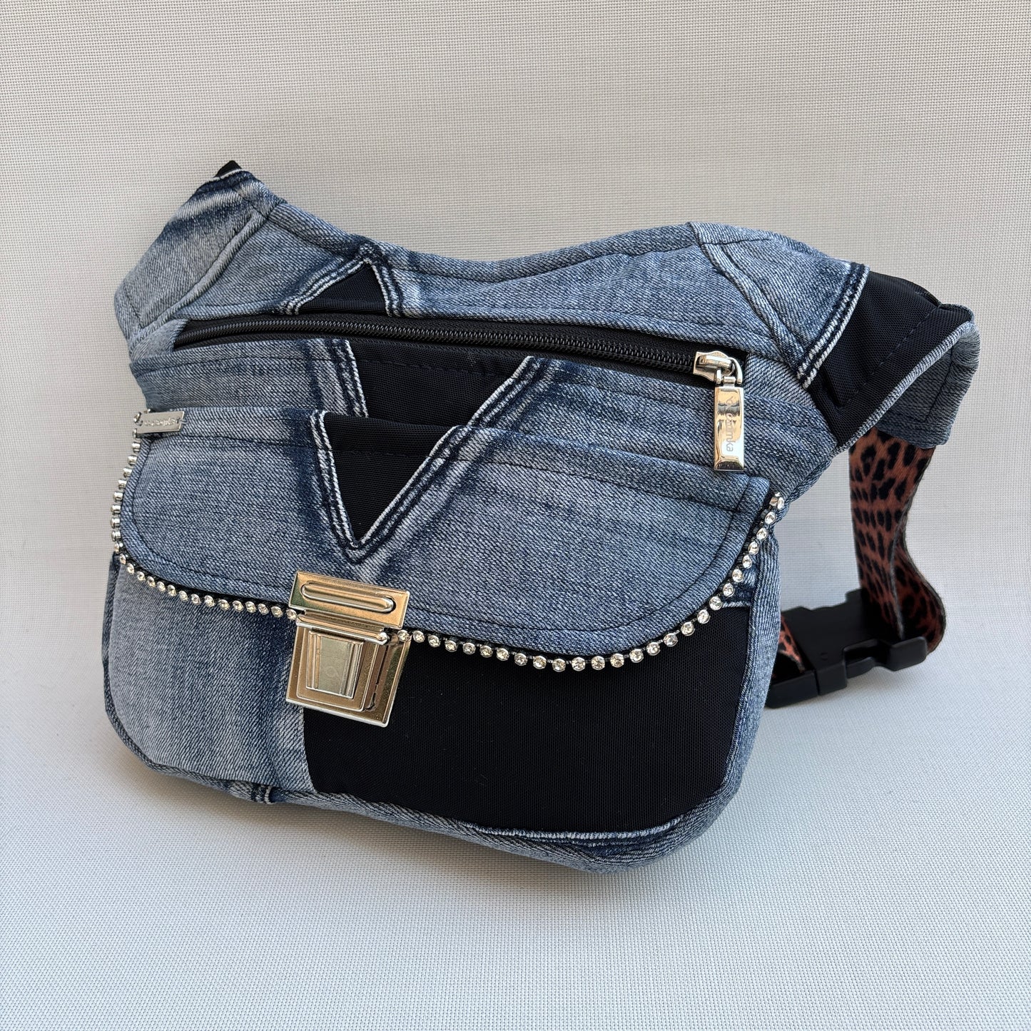 Riñonera “Special ♻️ Jeans Recycled ♻️ Top” · Pieza Única Núm. 18371