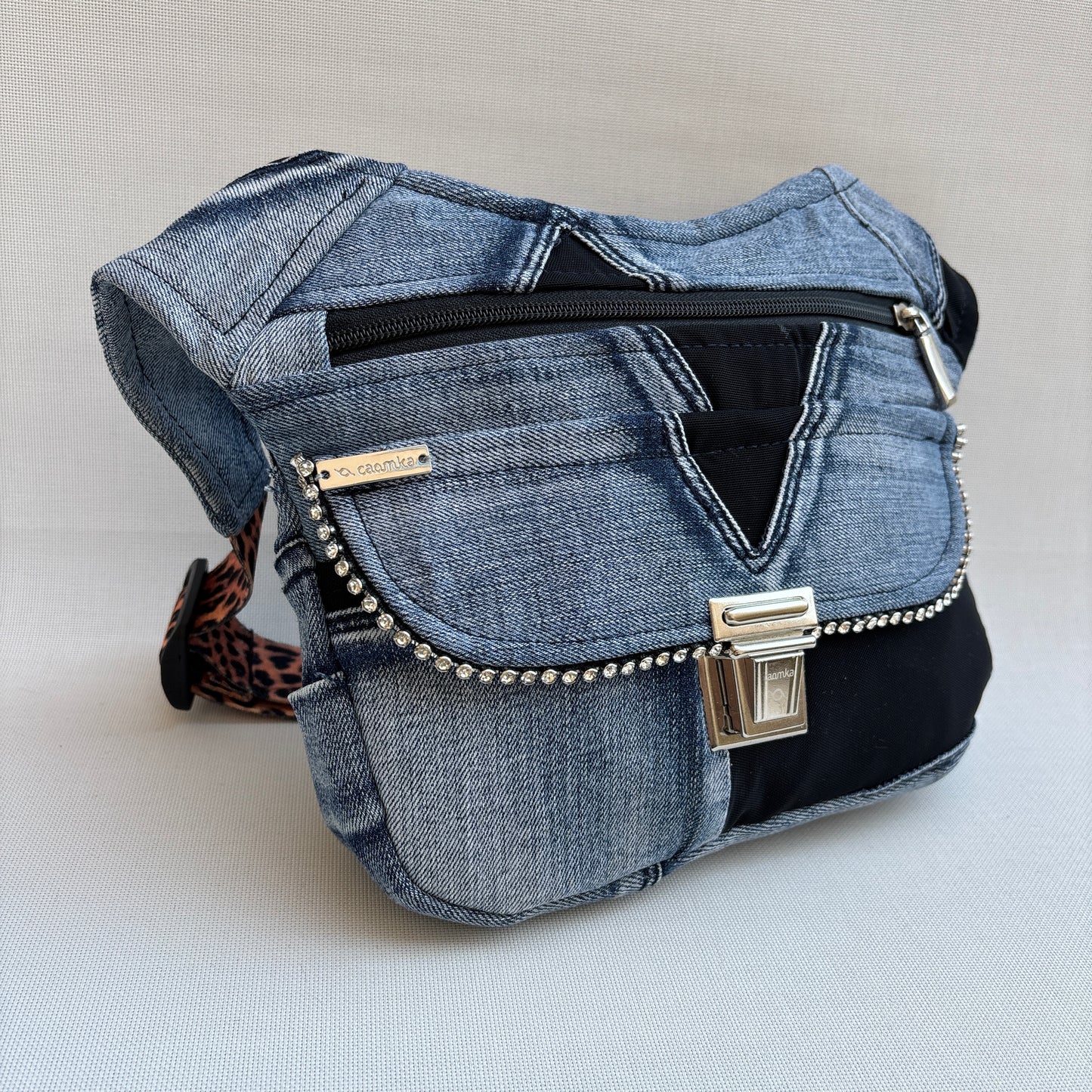 Riñonera “Special ♻️ Jeans Recycled ♻️ Top” · Pieza Única Núm. 18371