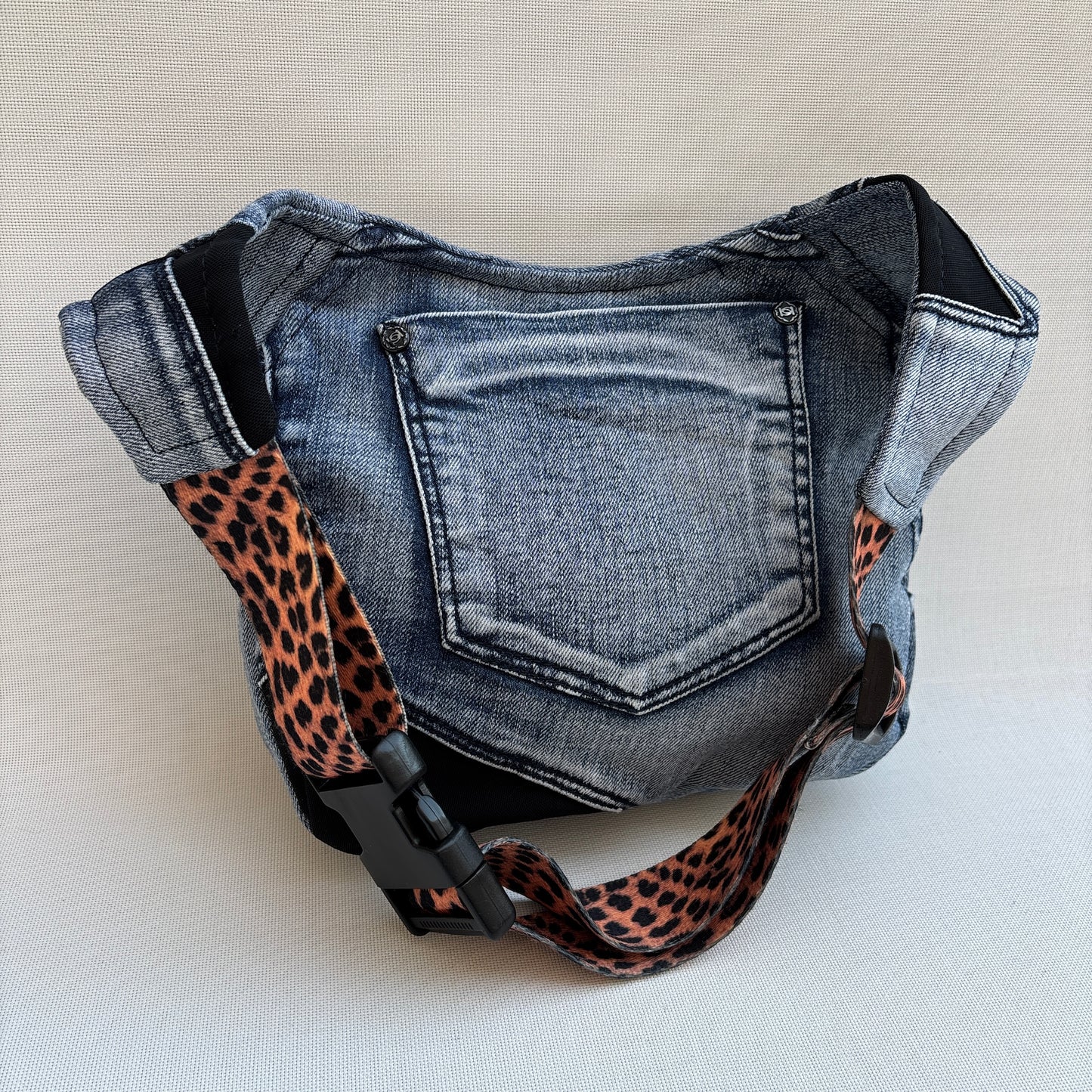 Riñonera “Special ♻️ Jeans Recycled ♻️ Top” · Pieza Única Núm. 18371