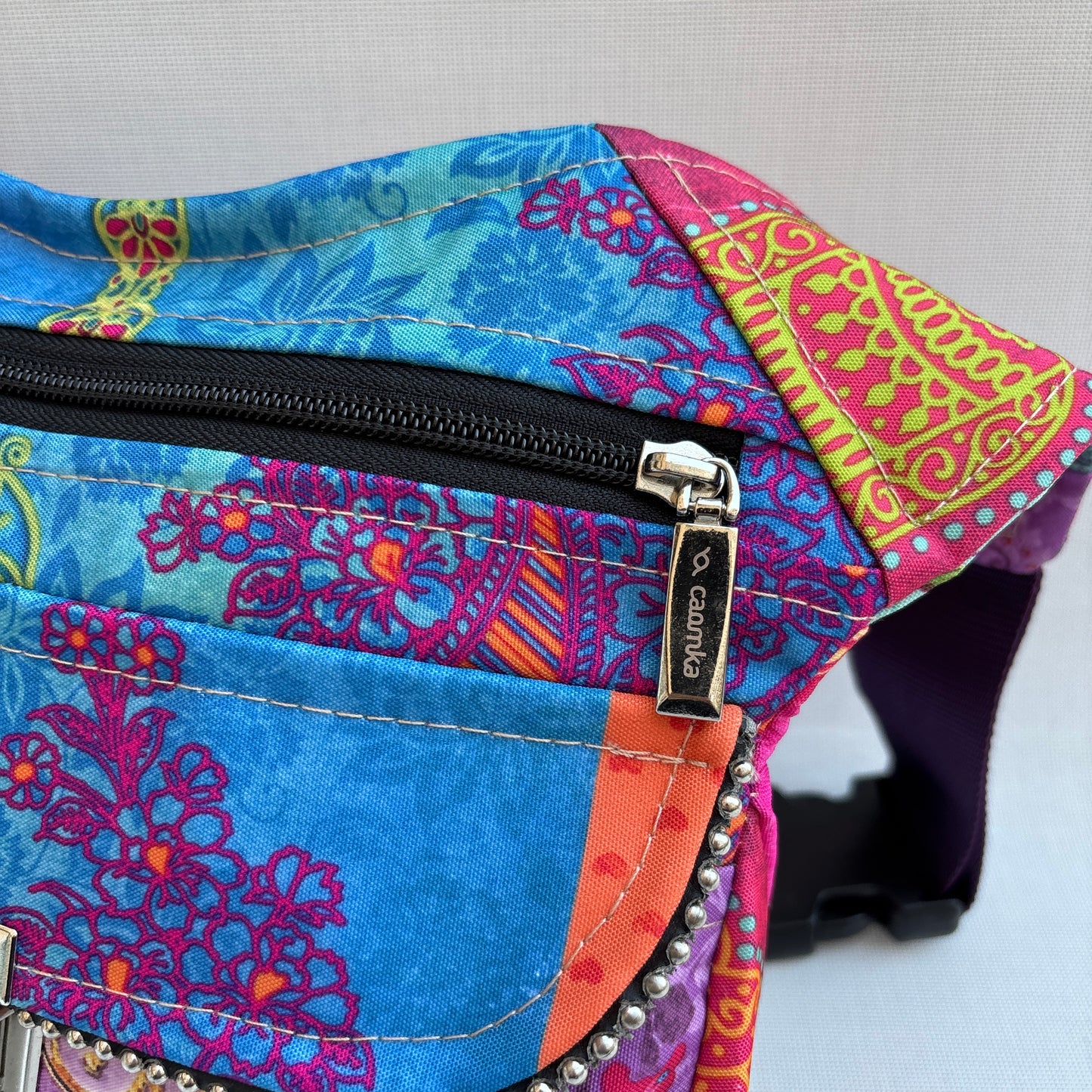 Riñonera "Special Live Colors" + Bolsillo trasero · Impermeable ·Pieza Única Núm. 18384