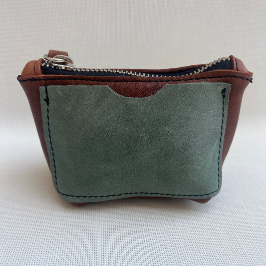 Monedero Wink CAOMKA · Piel natural BioCuir® · Pieza Exclusiva Núm. 14366