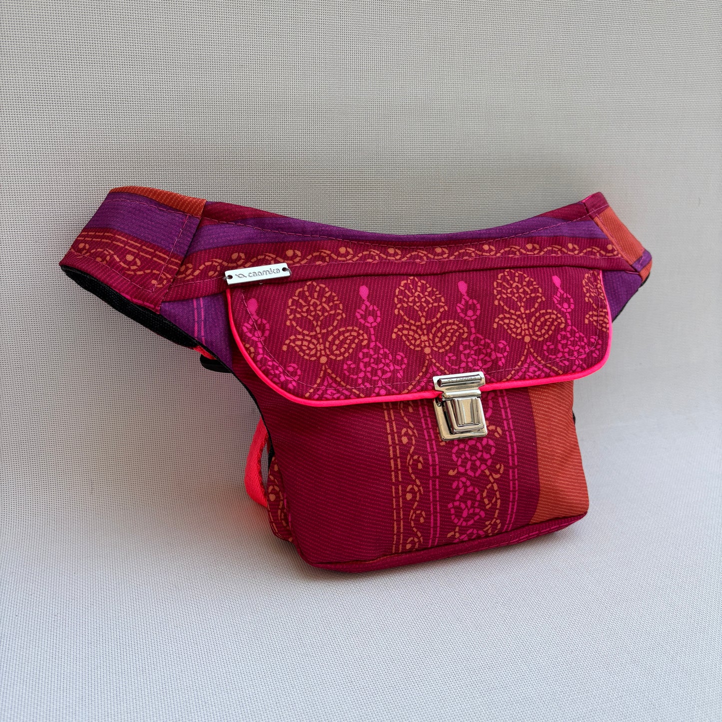 Riñonera Mini "Elegant Fantasy Top" + Bolsillo trasero extra · Impermeable · Pieza Única Núm. 18389