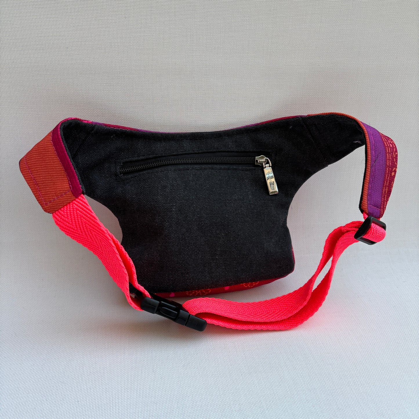 Riñonera Mini "Elegant Fantasy Top" + Bolsillo trasero extra · Impermeable · Pieza Única Núm. 18389