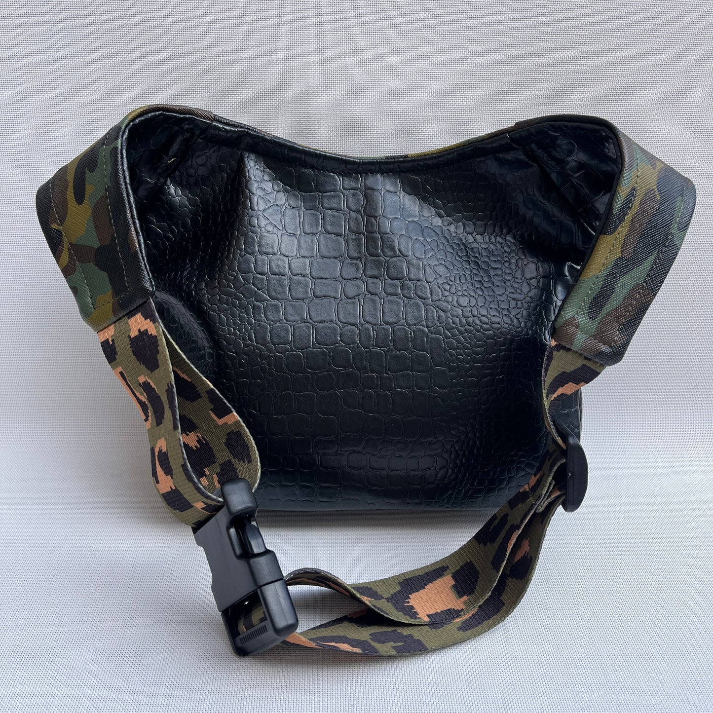 Special Top Camouflage · Polipiel Vegana · Pieza Única Núm. 15166